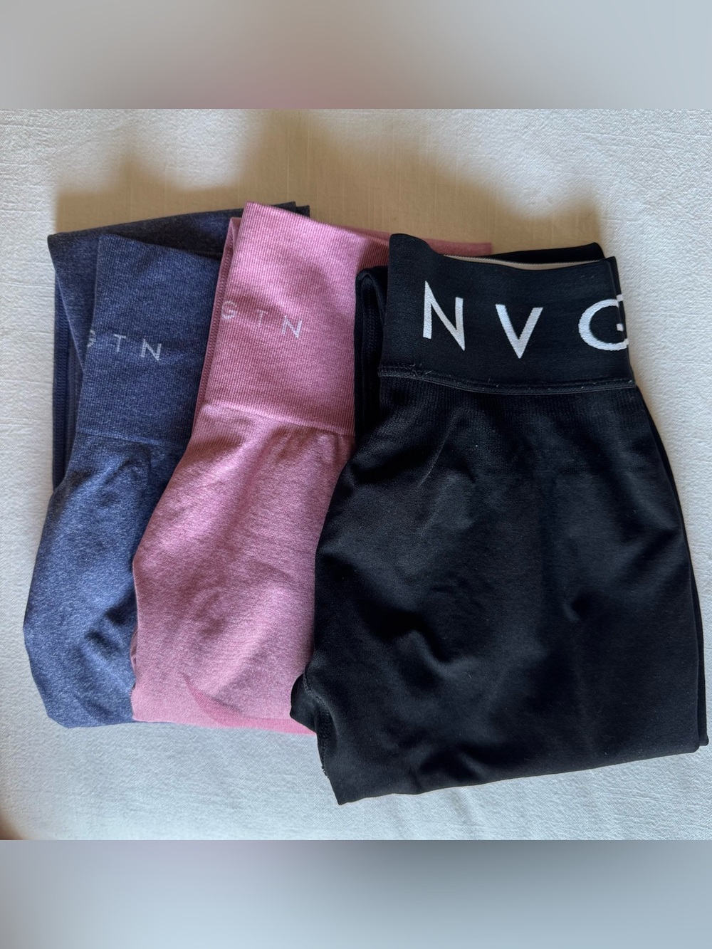 NVGTN leggings 3 pairs size S